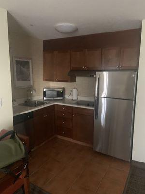 Kitchenette in room