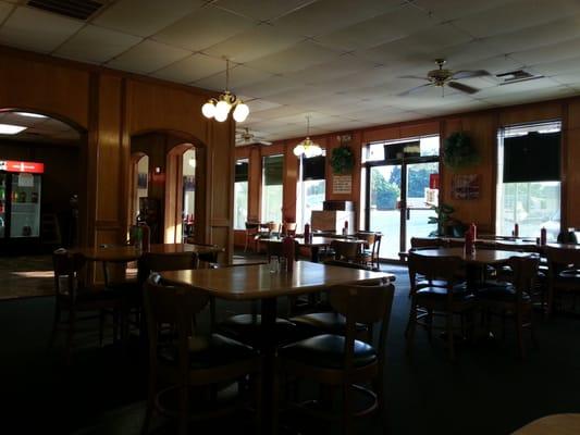 Clean dining room