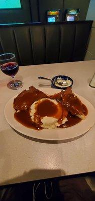 Hot roast beef sandwich, mashed potatoes and side of coleslaw