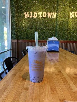 Taro boba tea