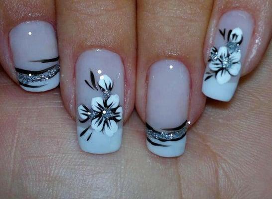 Nail art for spring.