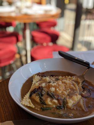 Raviolo carbonara