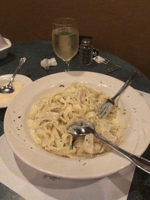 Fettuccine Alfredo