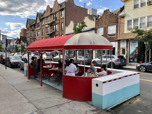 Outdoor dining