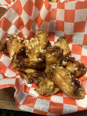 Garlic wings