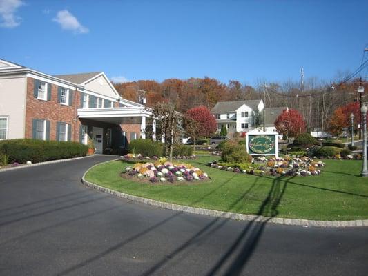 Vander May Wayne Colonial Funeral Home