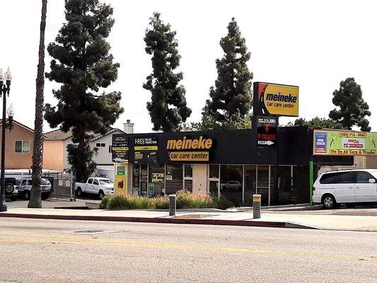 Meineke Car Care Center - building