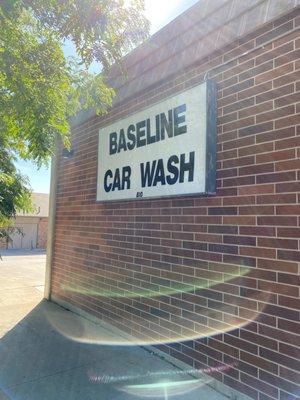 Baseline Carwash in Lafayette Colorado