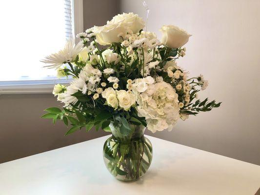 Timeless Romance, send flowers to your loved ones. Flower delivery in North New Jersey