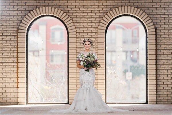 Upstairs photography area
 Photos: hitchedphoto.com/
  Styling & Florals: desireecarol.com/
  Dress:priveweddingdesigns.com