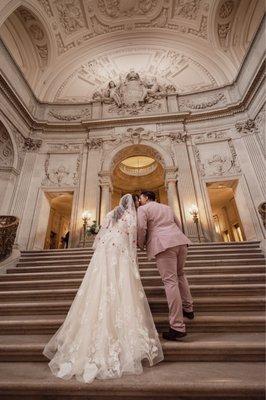 The dress from behind at city hall