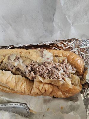 Provolone cheese steak with mushrooms and onions