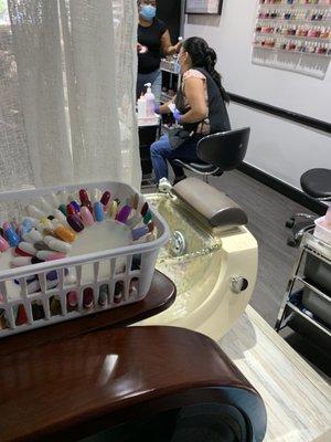 Pedicure station