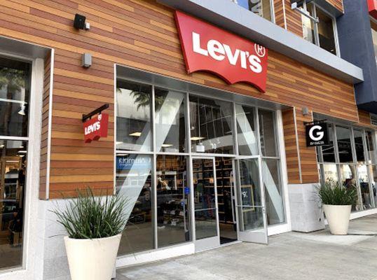 Levi's Outlet Store at The Pike in Long Beach, Ca!