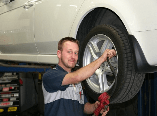 Meet Our Friendly ASE Certified Technician Who Can Help You With Your Honda & Acura Service and Repair.