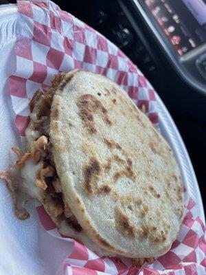 Chicken gordita