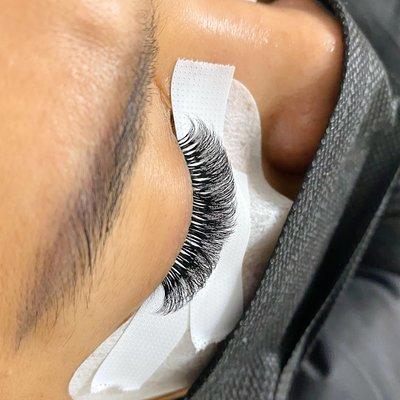 Volume Eyelash Extension