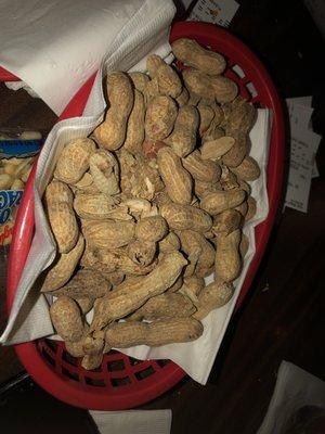 $1 baskets of peanuts