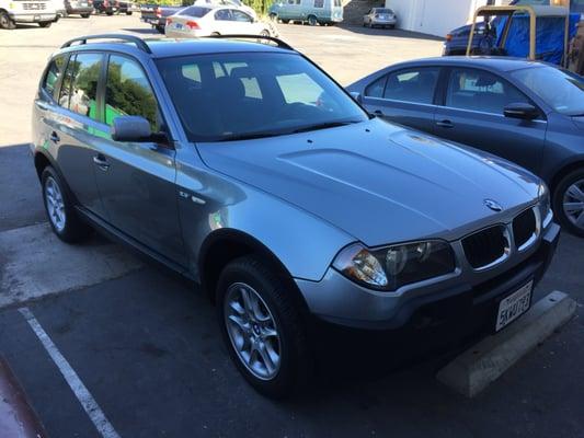 2005 BMW X3 with a new windshield!