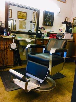 Barber chair