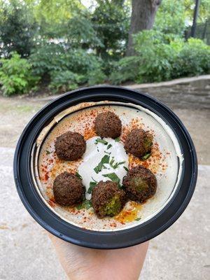 Hummus platter with falafel