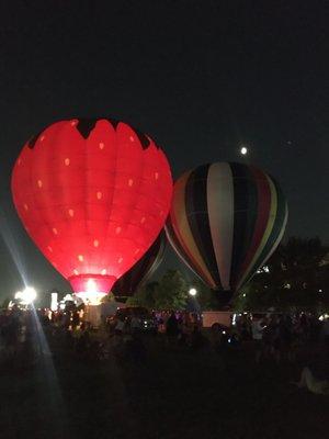 Hot air balloon festival glow night