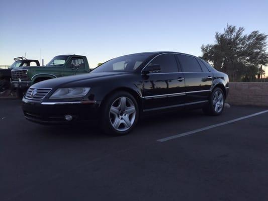 2005 VW Phaeton W12 waiting to be fixed outside the shop. Bring in your European car for the best quality maintenance/repair, guaranteed.