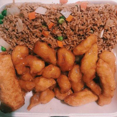 Honey Chicken and egg roll combo