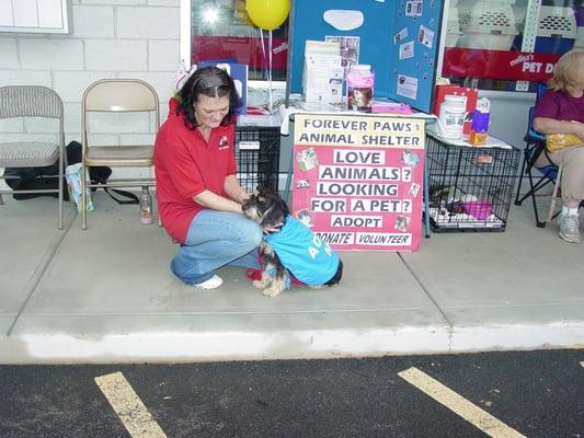 Mellisa's PET DEPOT offers weekly adoptions!