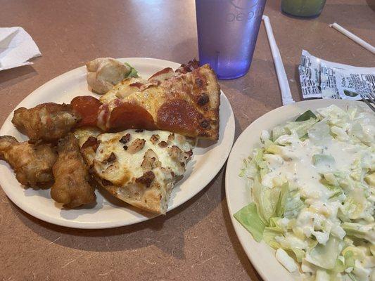 Salad bar, delicious wings and pizza