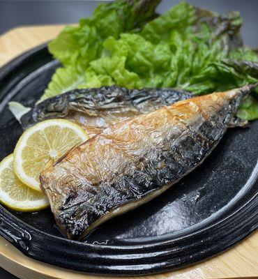 E20. Godeungeo Gui  pan -fried seasoned Mackerel