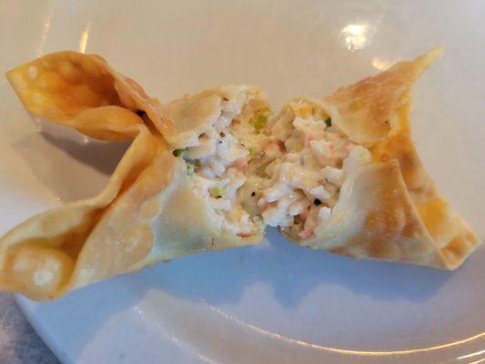 Lots of crab in the HiLo Wonton