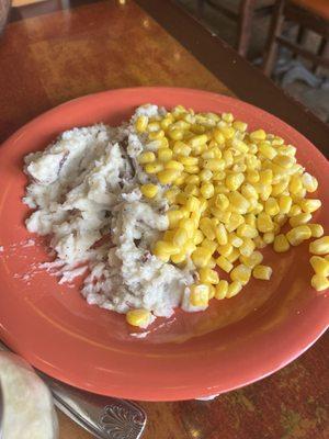 The mash potatoes and corn