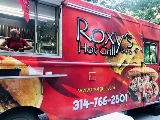 Roxy's Hot Grill