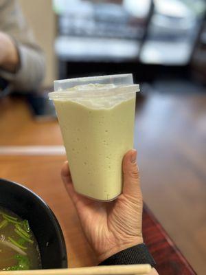 Avocado smoothie