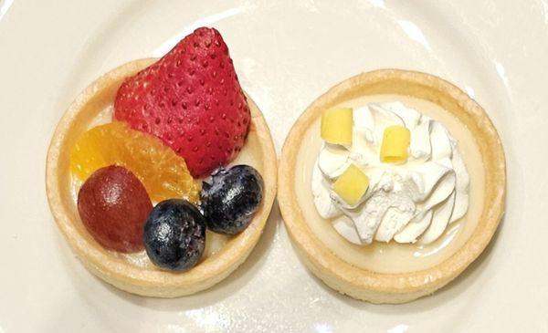 Mini fruit & lemon tarts