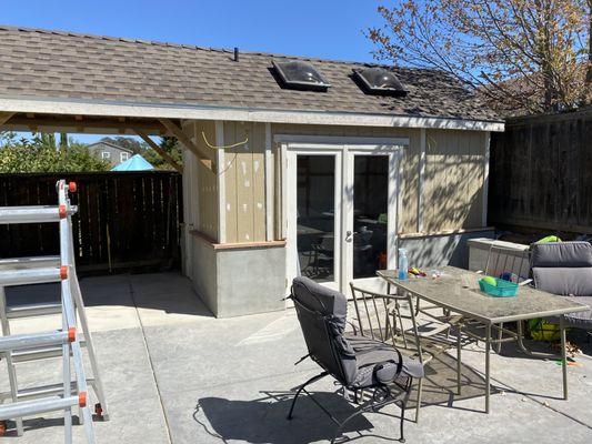 pool houses with restroom and shower