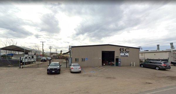 Client leased industrial space with yard in East County