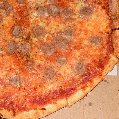 Italian Sausage Pizza: Pollo