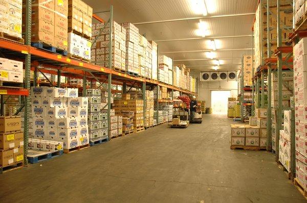 Clean, functional and highly organized warehouse.