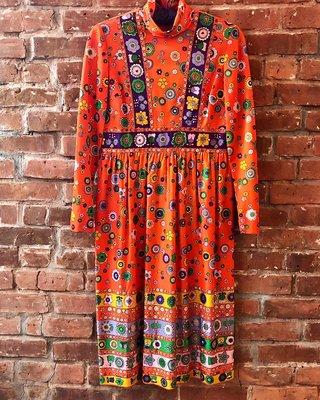 1960's fun and floral dress!