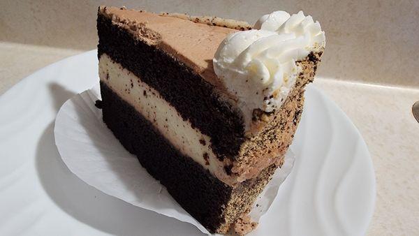 Chocolate Cannoli Cheesecake: Tasty cannoli shell crumb on the end!