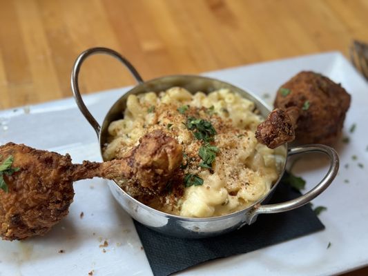 Fried. Chicken drumsticks and jalapeño Mac and cheese.