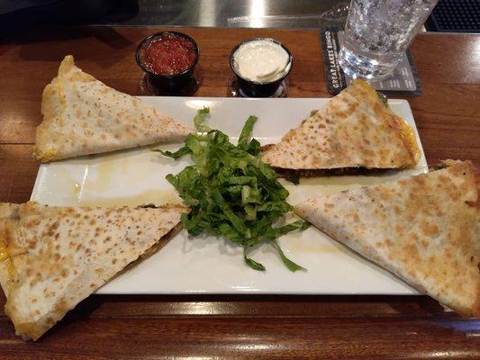 Chicken quesadilla.