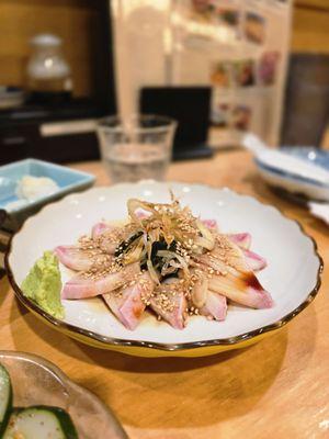 Hamachi fish in sesame sauce