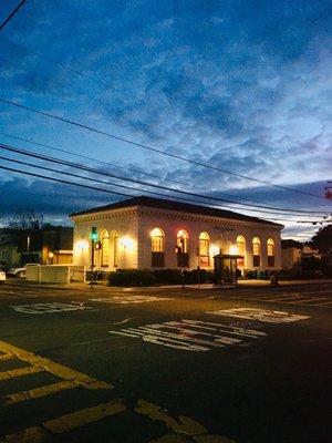 West End Library