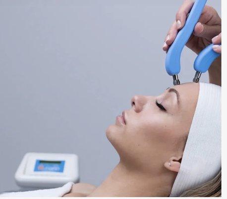 Microcurrent Facial