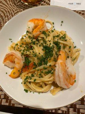 Shrimp scampi with lemon lobster broth