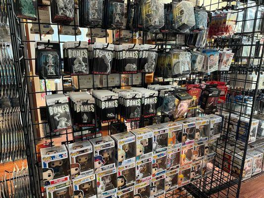 Lots of unpainted miniatures in stock!