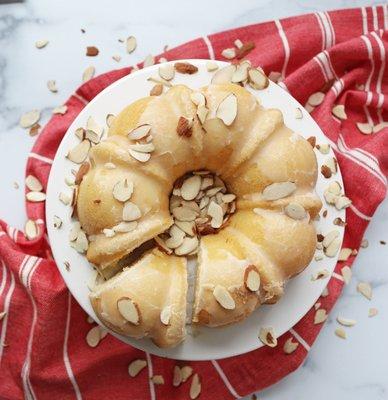 Almond cake